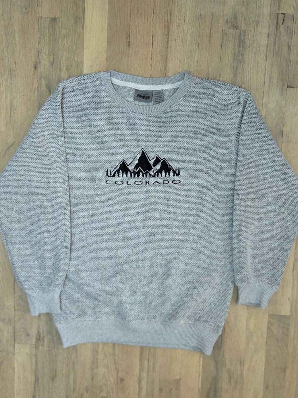 Vintage Renegade Club Colorado Mountain Embroidered Textured Knit Crewneck M